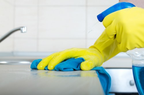 Local façade cleaning service near Canary Wharf commercial properties